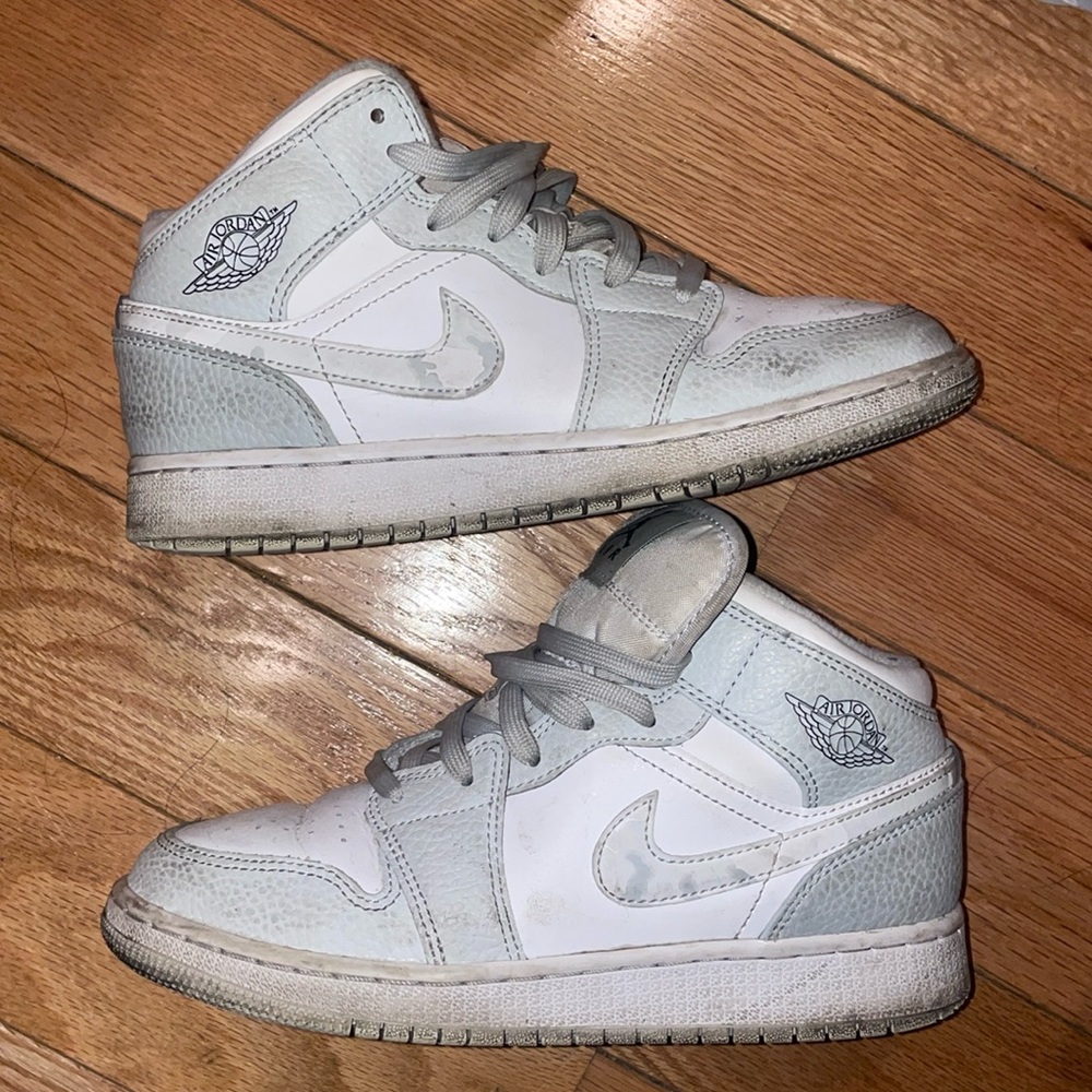 Air Jordan 1 Mids Grey Camo GS